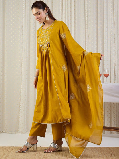 Ethnic Motifs Embroidered Thread Work Pure Cotton Kurta With Trousers & Dupatta