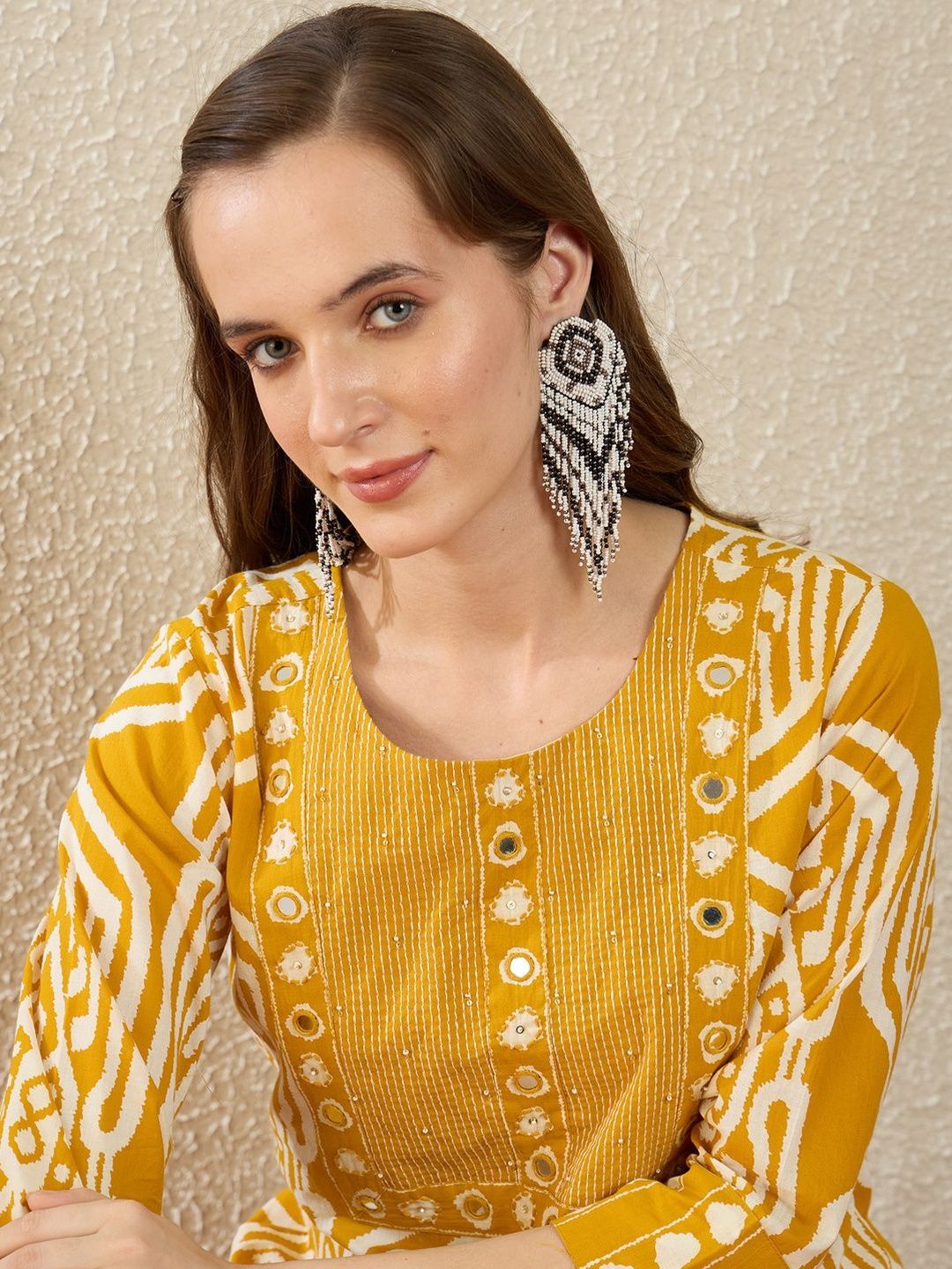 Women Printed Regular Mirror Work Pure Cotton Kurta with Trousers