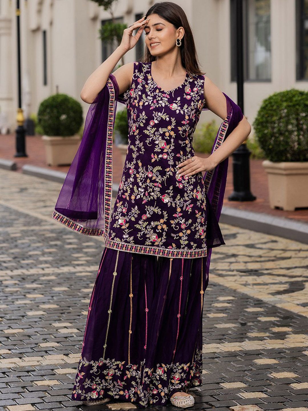 Dhiyona CH Women Floral Embroidered Kurta with Sharara & Dupatta