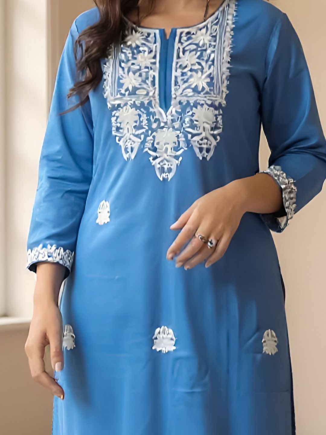 Women Ethnic Motifs Embroidered Thread Work Kurta With Trousers