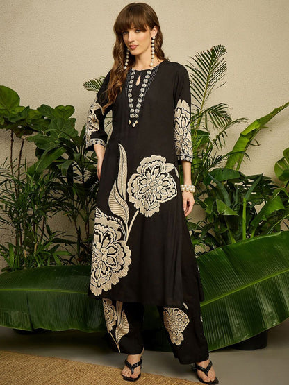 Dhiyona IE Printed Round Neck Top With Trousers Co-Ords