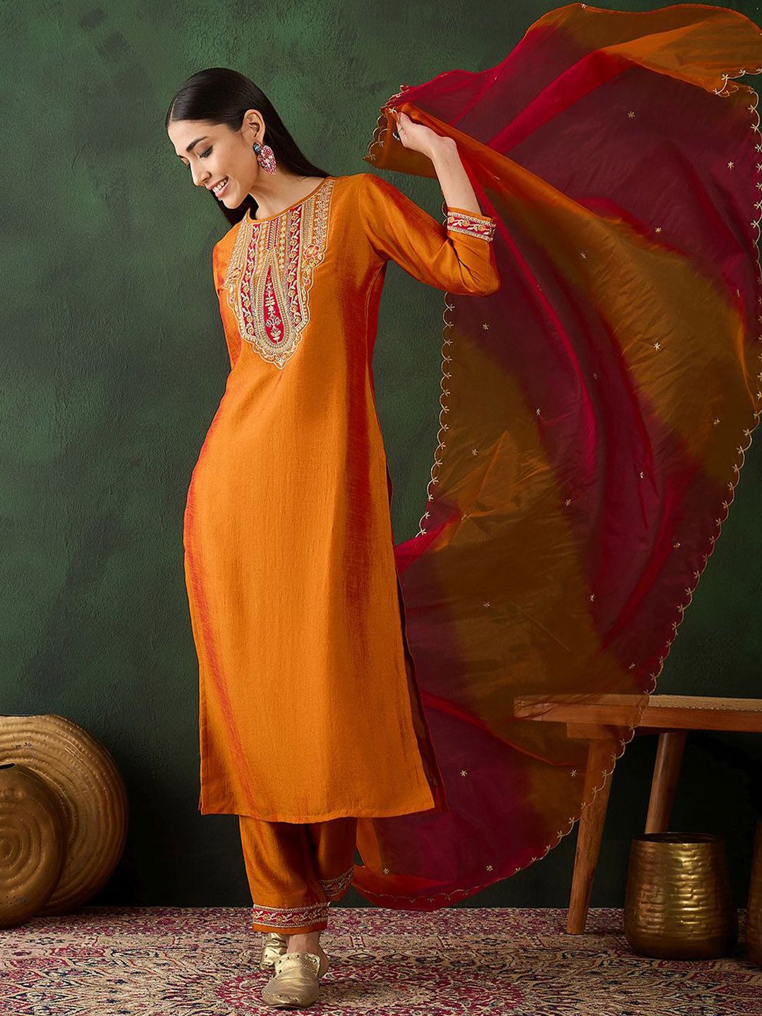 Dhiyona SN Women's Floral Yoke Design Regular Sequinned Kurta With Trousers & Dupatta