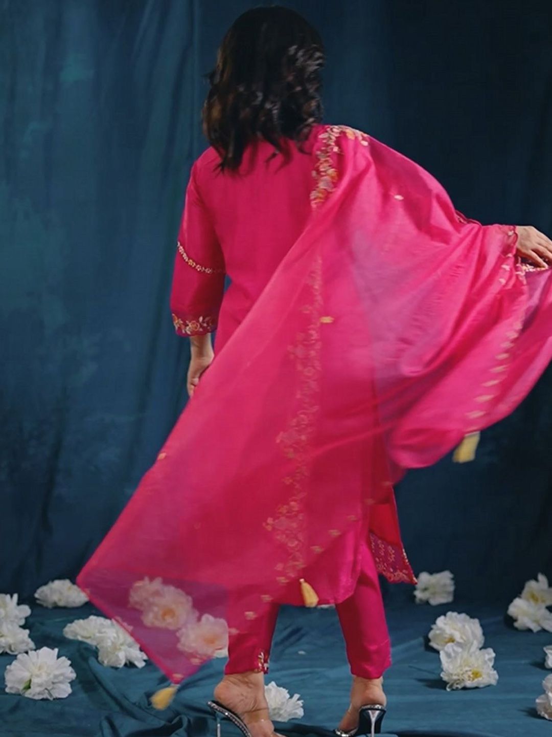 Dhiyona IE Women Floral Embroidered Beads and Stones Kurta with Trousers & Dupatta