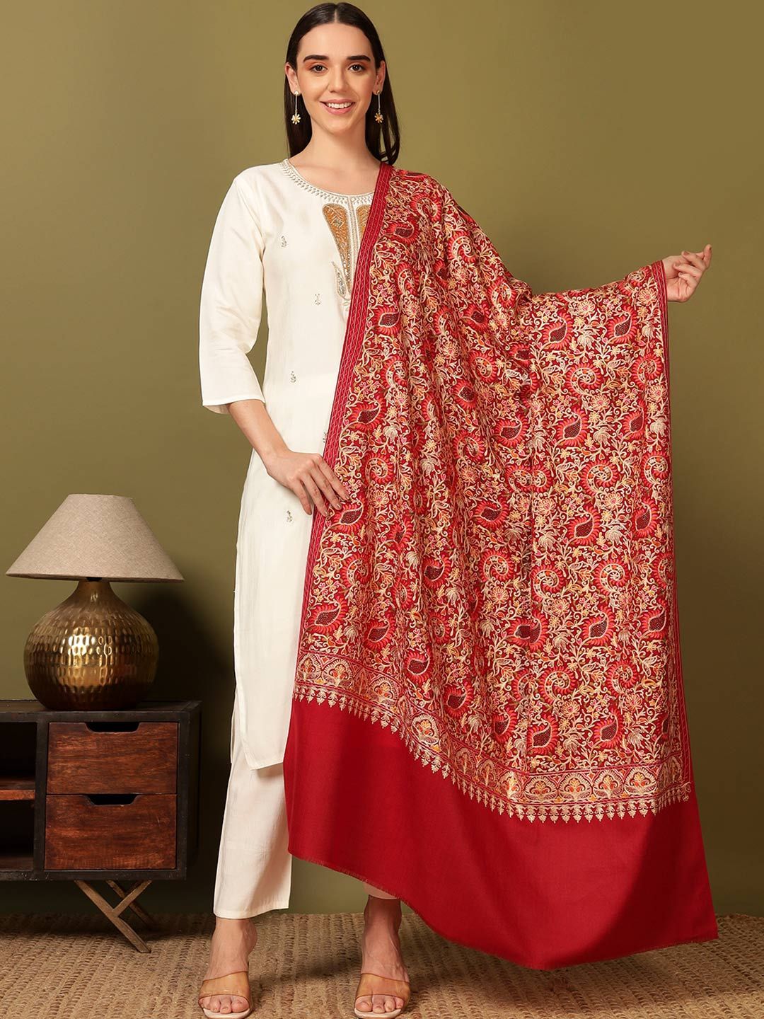 Dhiyona PA Paisley Embroidered Nalki Shawl