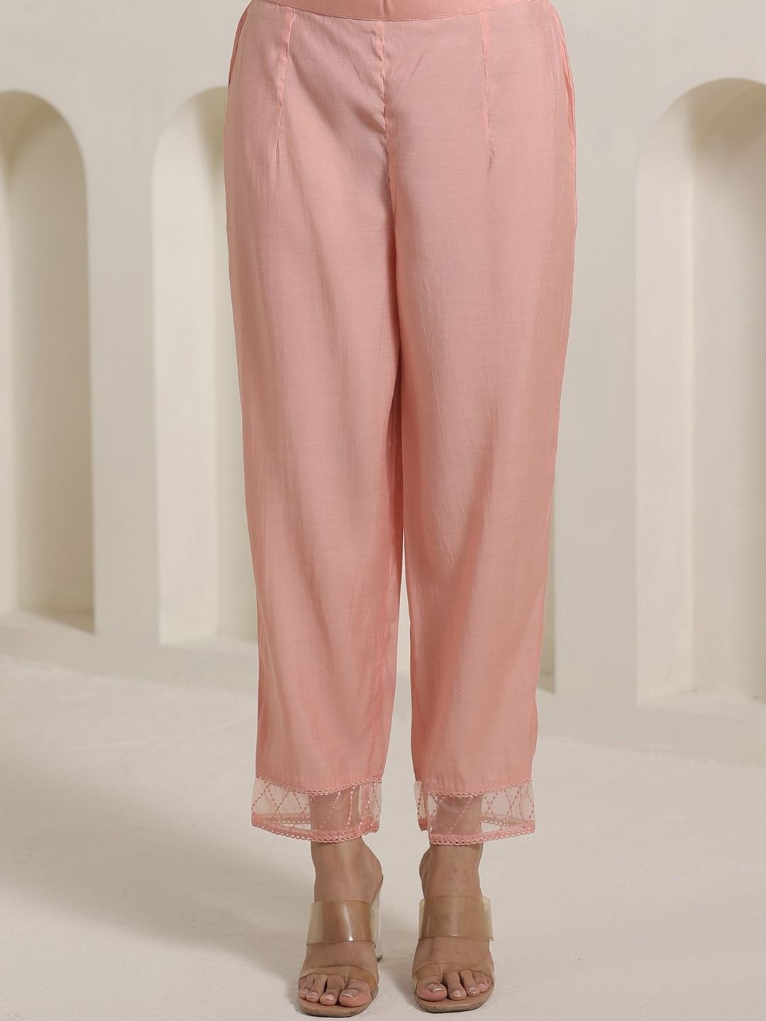 Women Ethnic Motifs Embroidered Regular Thread Work Kurta Set With Dupatta