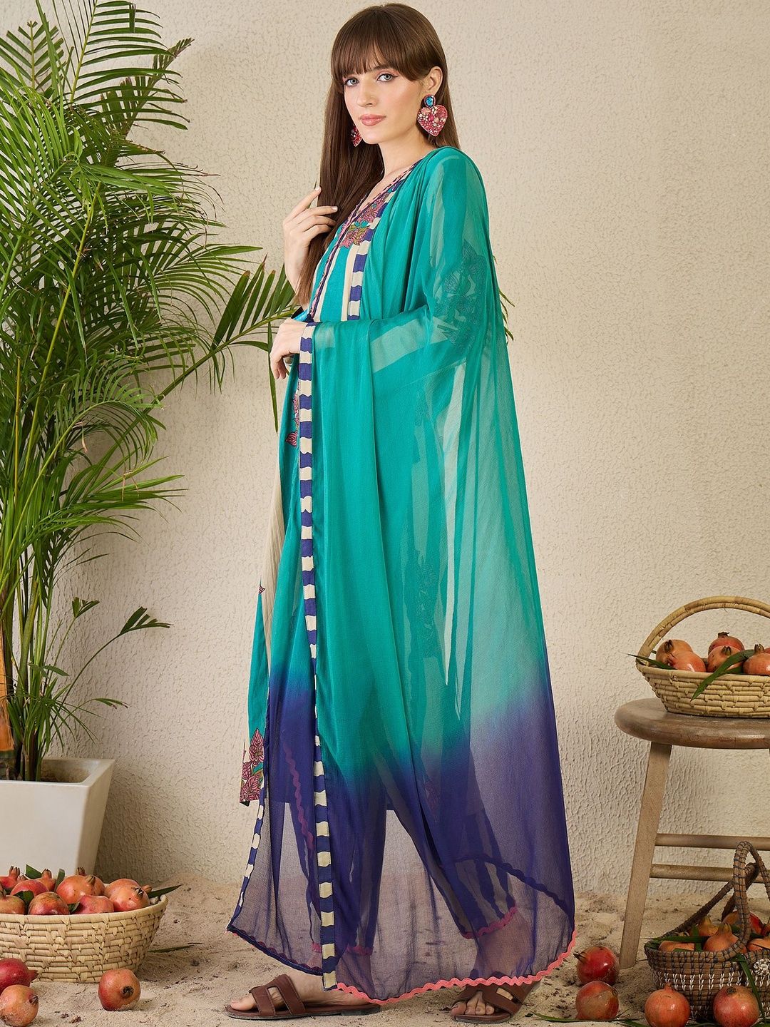 Women Floral Printed Regular Pure Cotton Kurta with Trousers & Dupatta