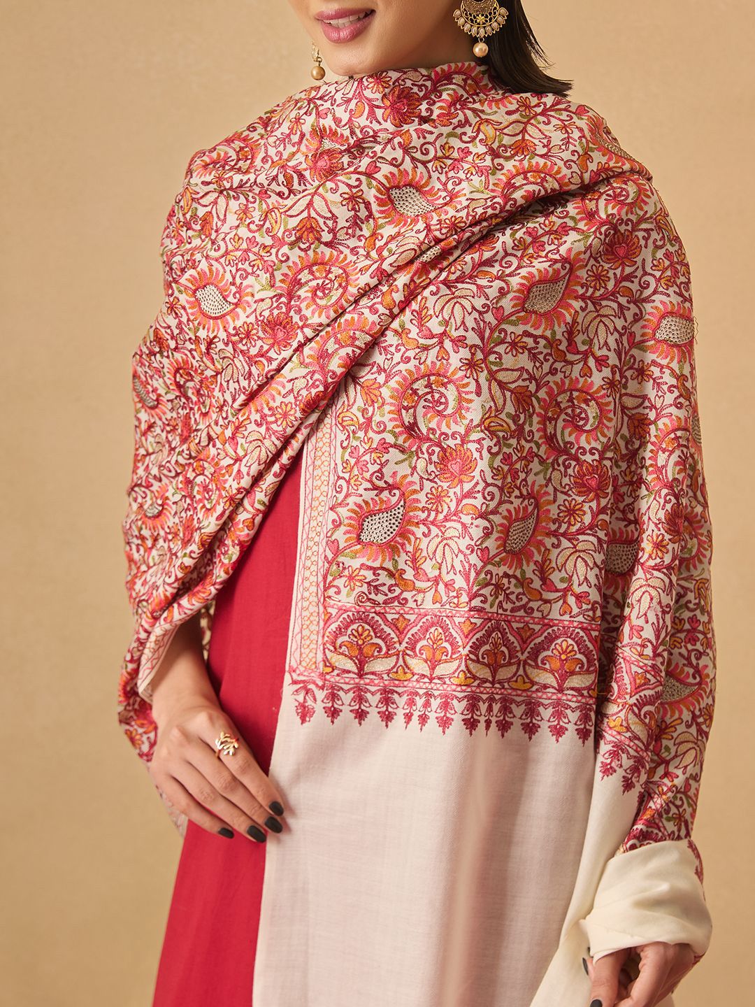 Dhiyona PA Paisley Embroidered Thread Work Shawl