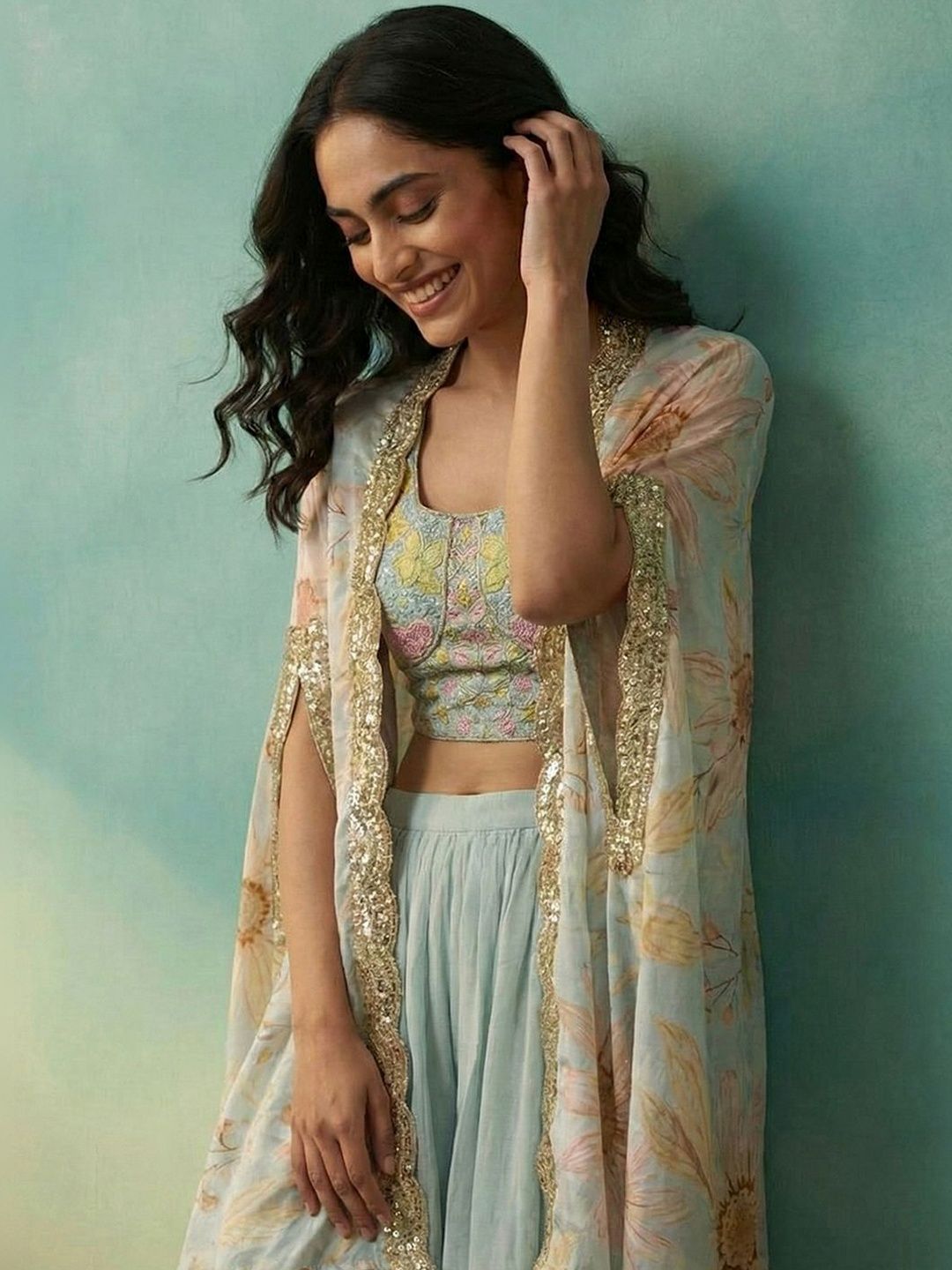 Dhiyona CH Women Floral Printed Layered Sequinned Kurta with Palazzos & With Dupatta