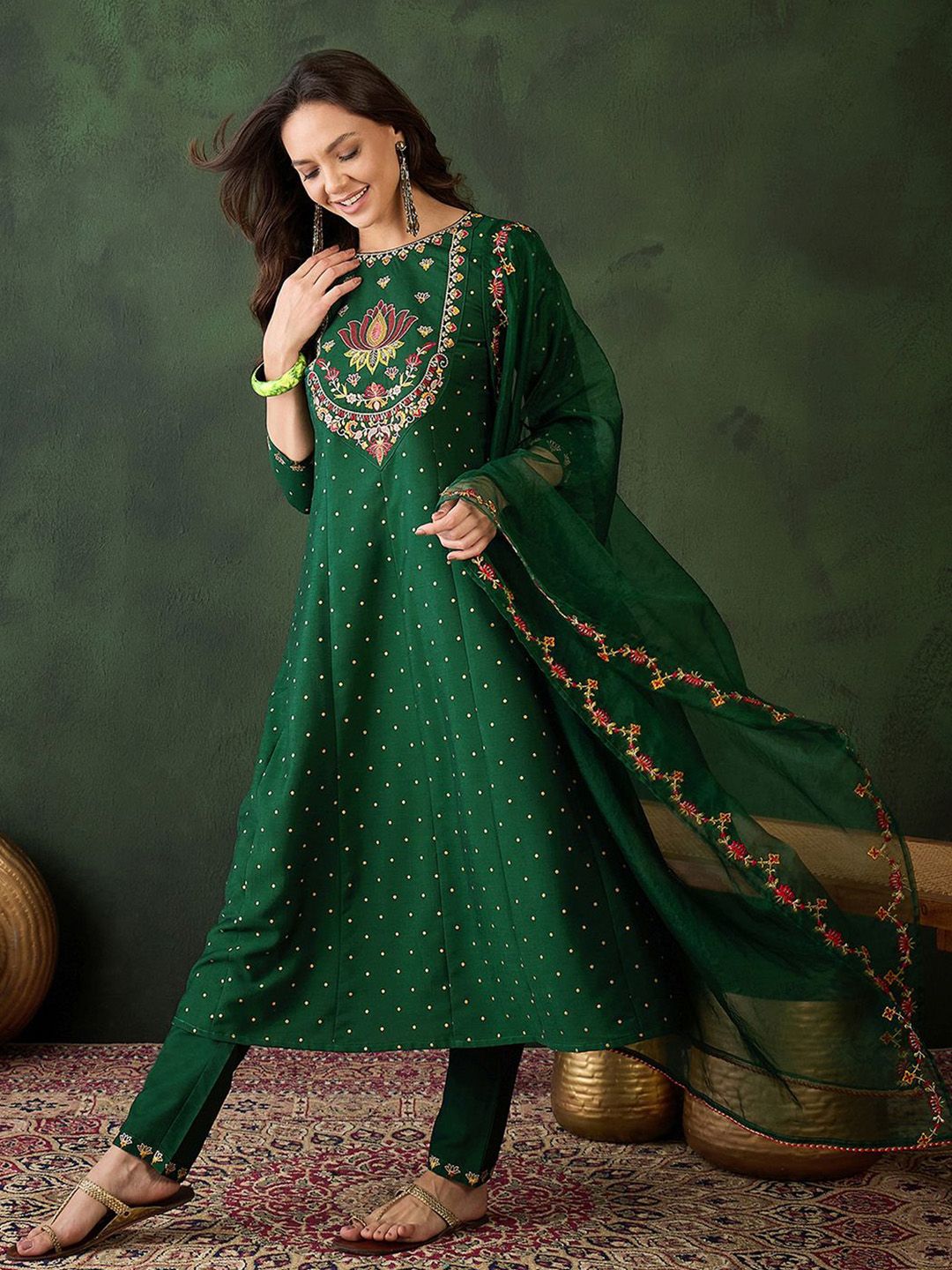 Dhiyona SN Women's Floral Embroidered Zari Sequence A Line Kurta & Trouser With Dupatta