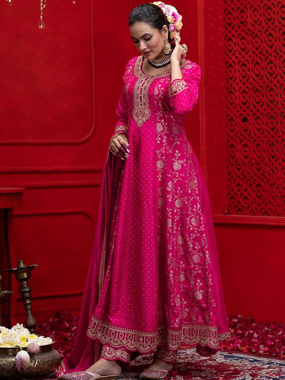 Dhiyona CH Women Ethnic Motifs Embroidered Panelled Thread Work Kurta with Trousers & With Dupatta