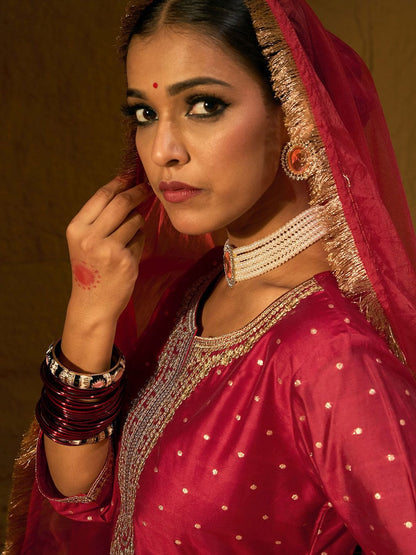 Red Embroidered Chanderi Silk Straight Zari Kurta With Trousers & Dupatta