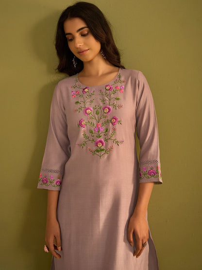 Floral Embroidered Straight Thread Work Kurta With Trousers And Dupatta
