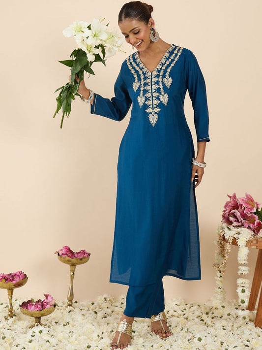 Dhiyona IE Embroidered V-Neck Three-Quarter Sleeves Tunic And Trousers