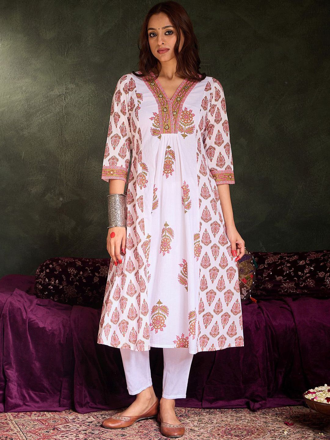 Dhiyona IE Floral Printed Panelled Pure Cotton A-Line Kurta With Trousers