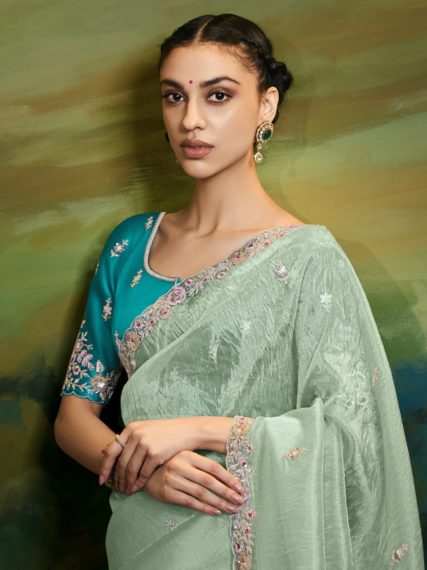 Dhiyona KM Women Elegant Sea Green Pure Tissue Silk Saree With Floral Embroidery