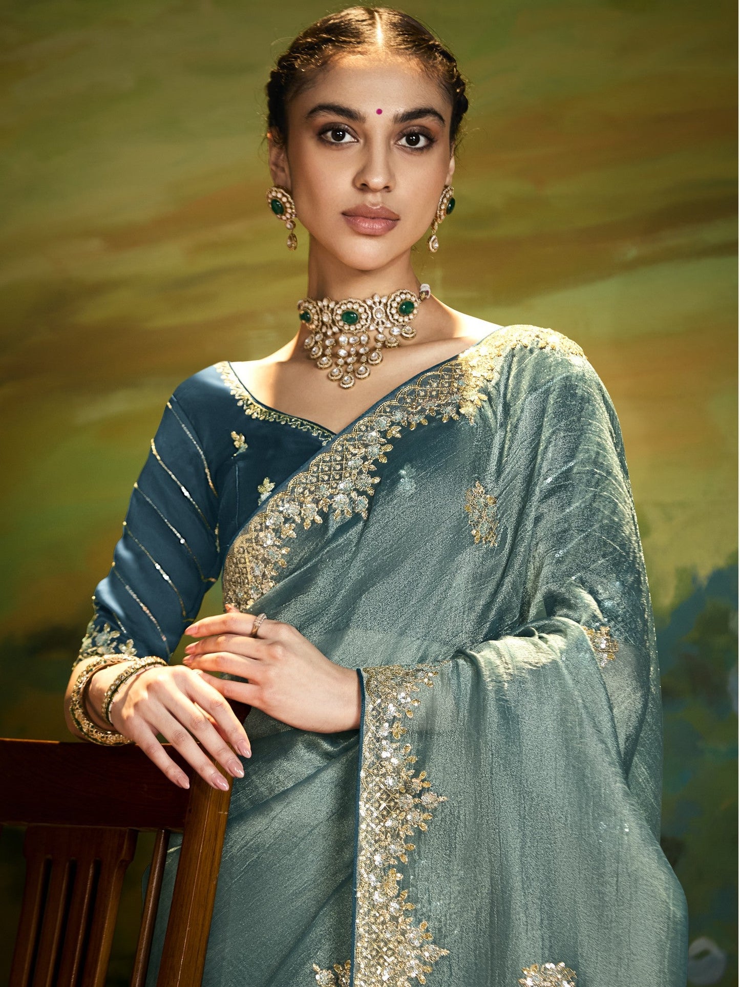 Dhiyona KM Women Dark Green Fancy Embroidery Saree With Handwork