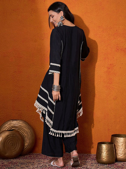Dhiyona SN Women's Floral Embroidered Regular A-Line Kurta with Palazzo