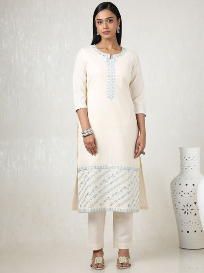 Dhiyona SO Women's Women Thread Work Kurta with Trousers & With Dupatta