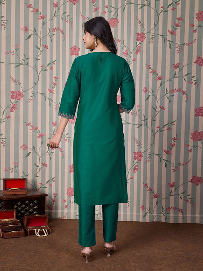 Dhiyona OD  Women Embroidered Straight Kurta