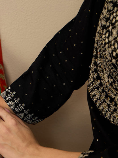 Dhiyona IE Floral Embroidered Zari Straight Kurta