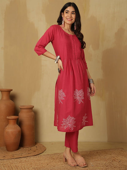 Dhiyona SN Women's Printed Straight Kurta With Trousers & Dupatta