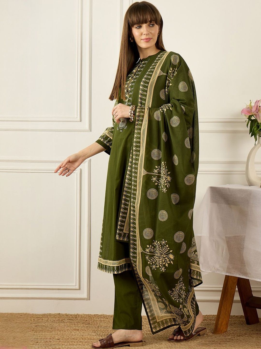 Floral Printed Thread Work Pure Cotton Kurta With Palazzos & Dupatta