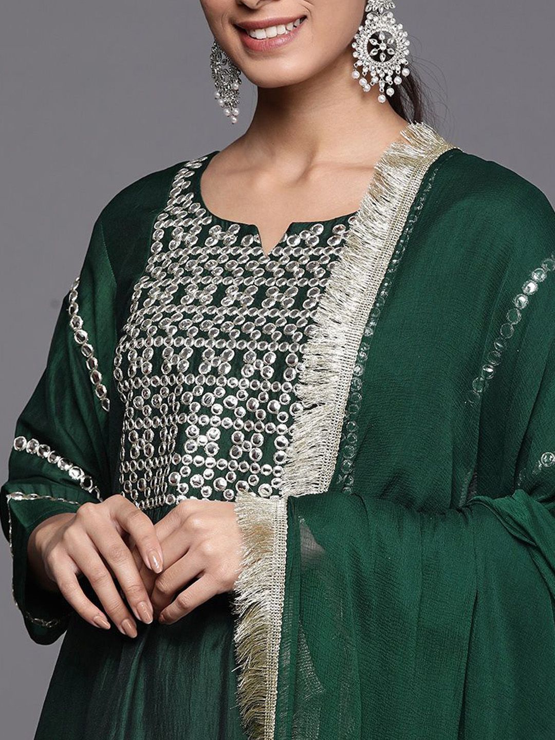 Dhiyona VA Women's Geometric Embroidered Kurta with Trousers & Dupatta
