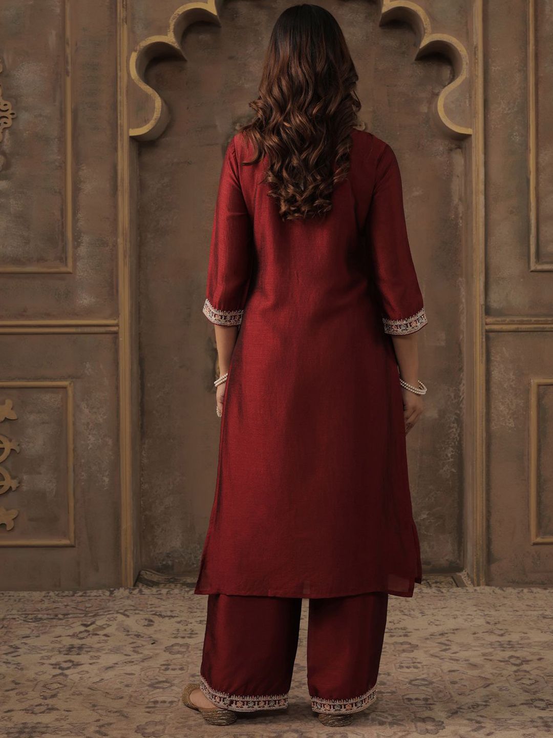 Floral Yoke Design Thread Work Straight Kurta With Trousers