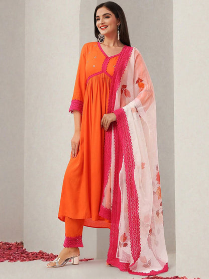 Dhiyona IS Women's Women Floral Embroidered Regular Kurta with Trousers & With Dupatta