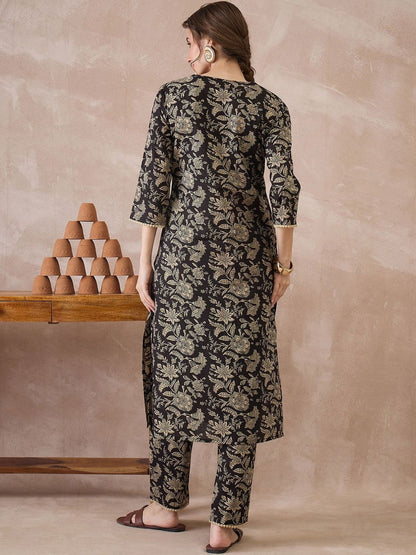 Women Floral Printed Regular Pure Cotton Kurta with Trousers