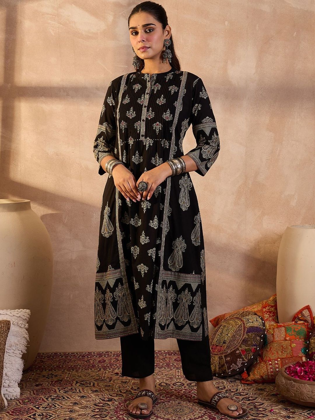 Dhiyona IE Ethnic Motifs Printed Panelled Band Collar Sequinned Pure Cotton Kurta & Trousers