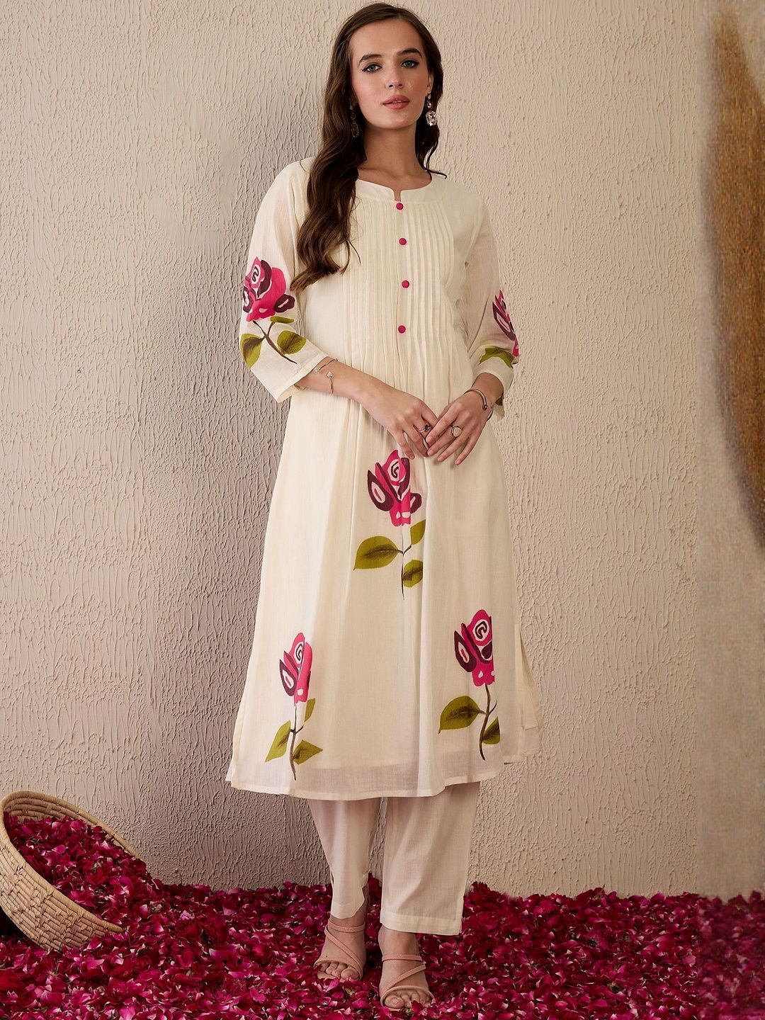 Women Floral Printed Round Neck Pure Cotton Pleated Kurta with Trousers