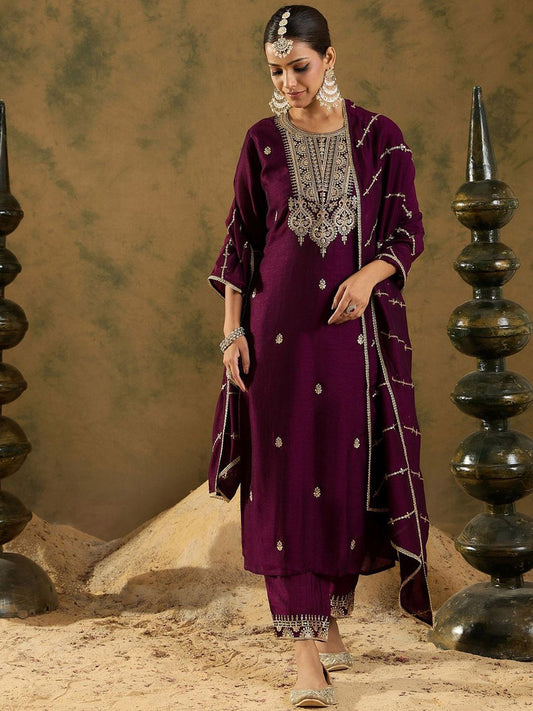 Dhiyona IE Ethnic Floral Embroidered Zari Work Detail Regular Sleeves Round Neck Kurta Set