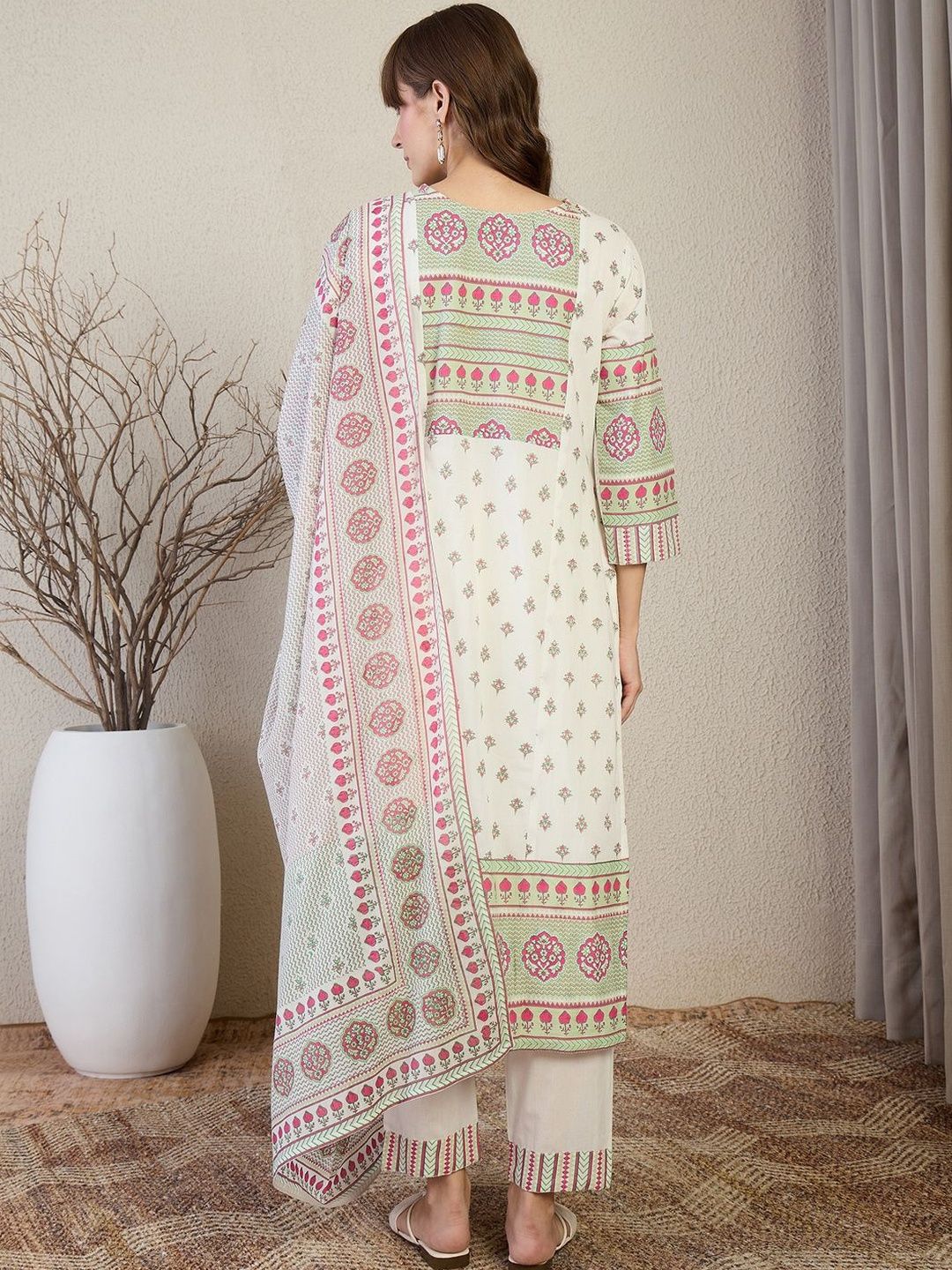 Women Ethnic Motifs Printed Cotton Kurta with Trousers & Dupatta