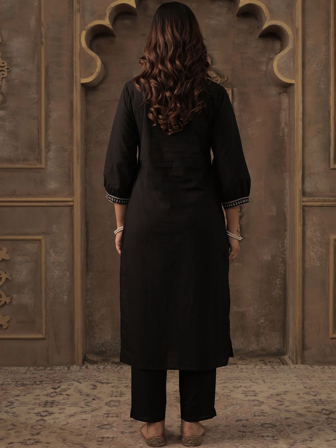 Embroidered Mandarin Collar Thread Work Pure Cotton Kurta With Trousers & Dupatta