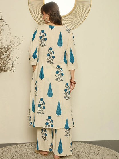 Women Floral Printed Regular Kurta with Trousers
