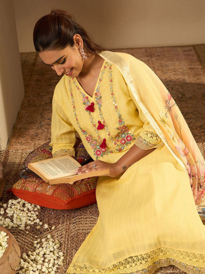 Dhiyona IE Floral Embroidered Thread Work Pure Cotton Straight Kurta With Trousers & Dupatta