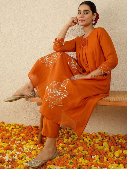 Women Floral Embroidered Regular Gotta Patti Kurta with Trousers