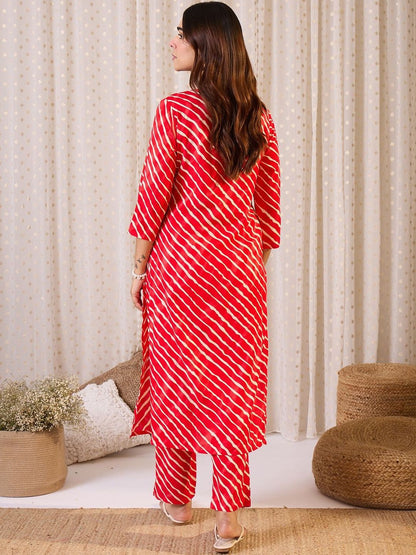 Women Leheriya Printed Regular Sequinned Kurta with Trousers