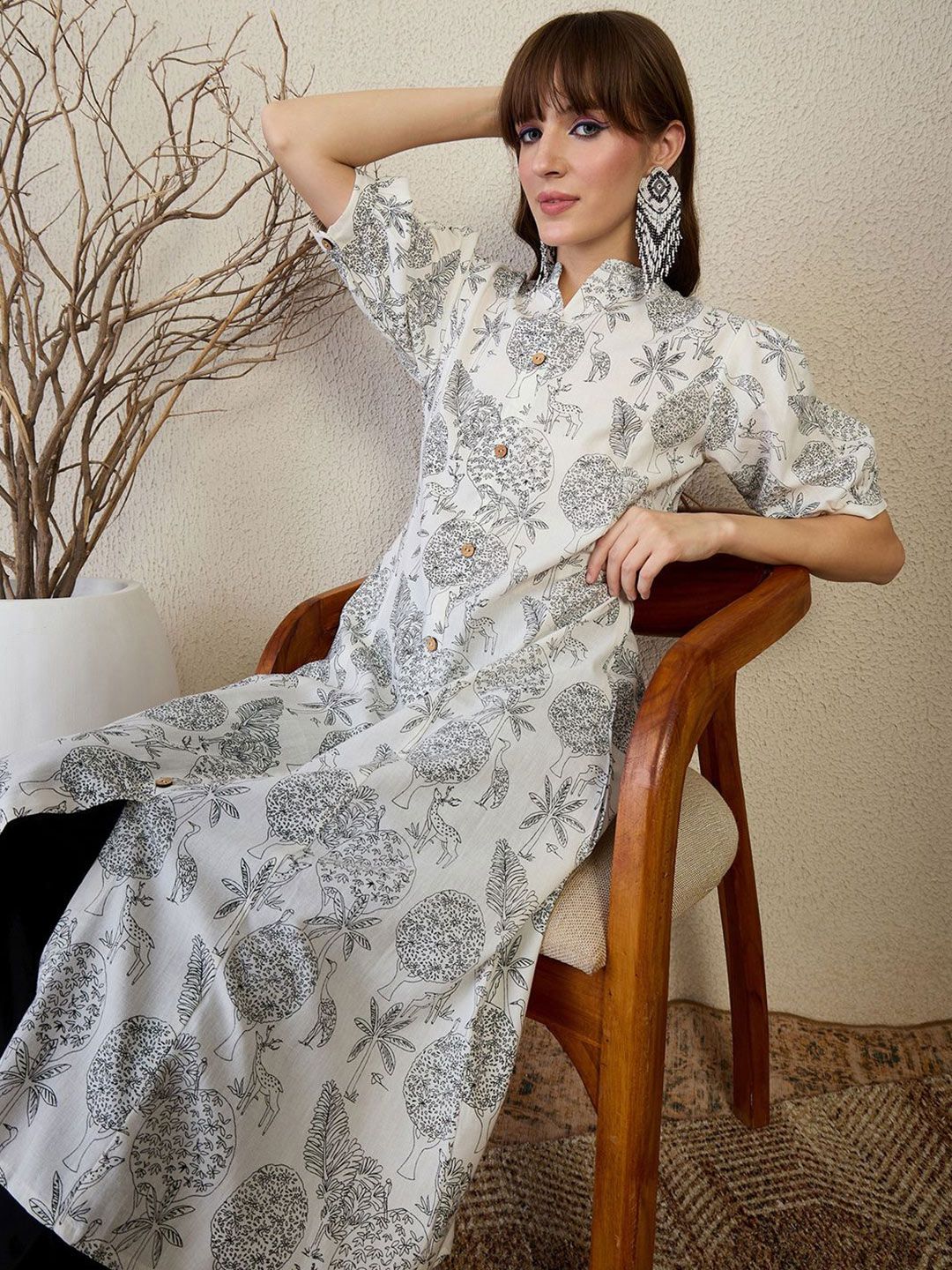 Dhiyona IE Floral Printed Round Neck A-Line Kurta