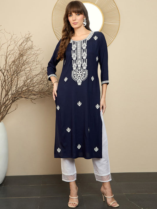 Dhiyona IE Floral Embroidered Straight Kurta