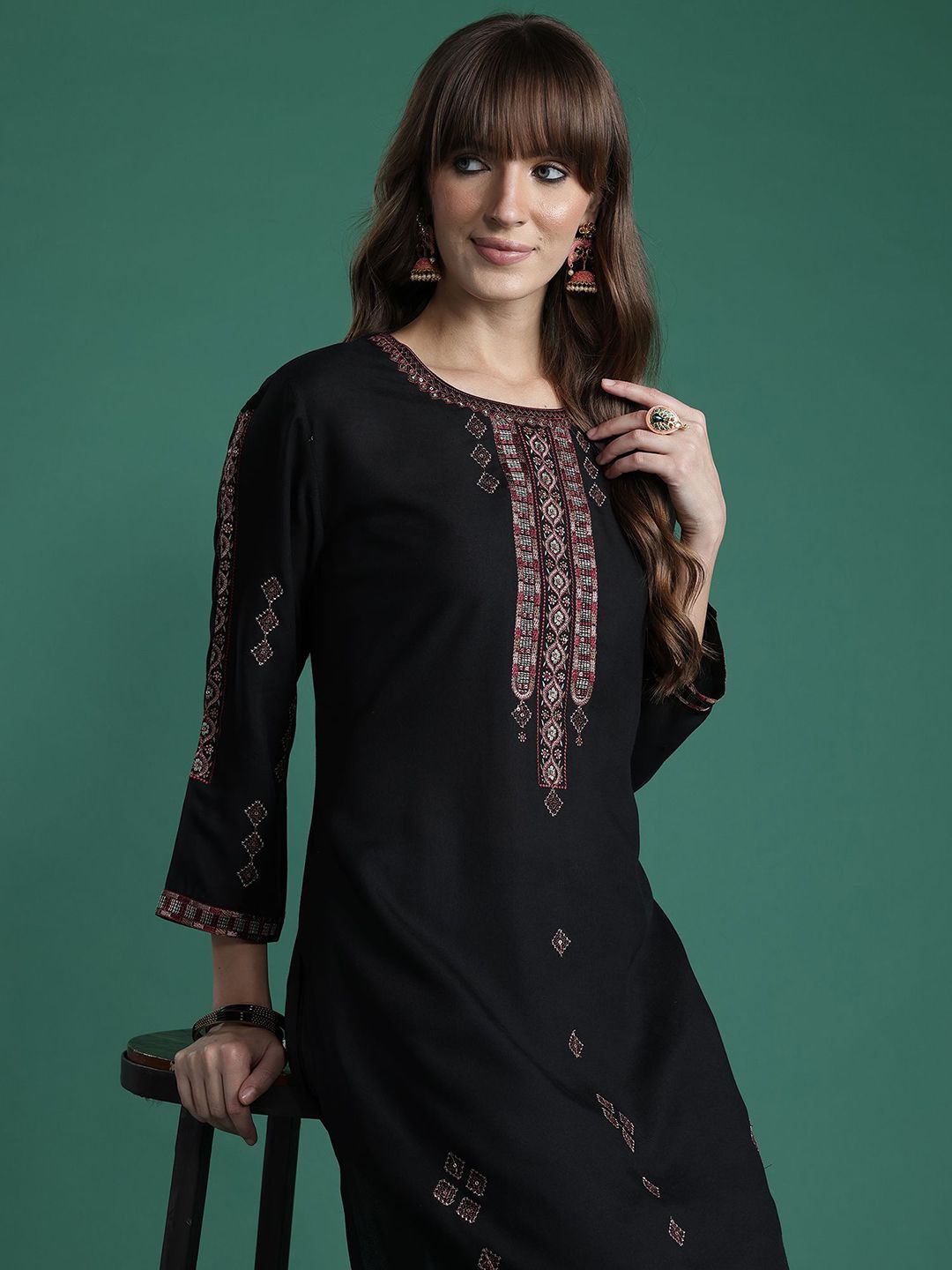 Dhiyona IE Indo era Embroidered Straight Tunic & Trousers Co-Ord Set