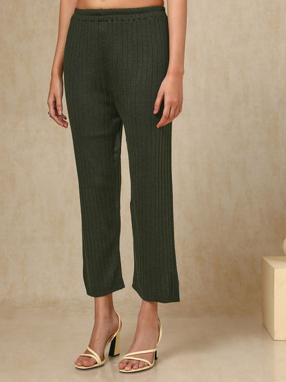 Dhiyona SO Women's Olive Green Paisley Woven Design Mandarin Collar Acrylic Straight Kurta With Trouser