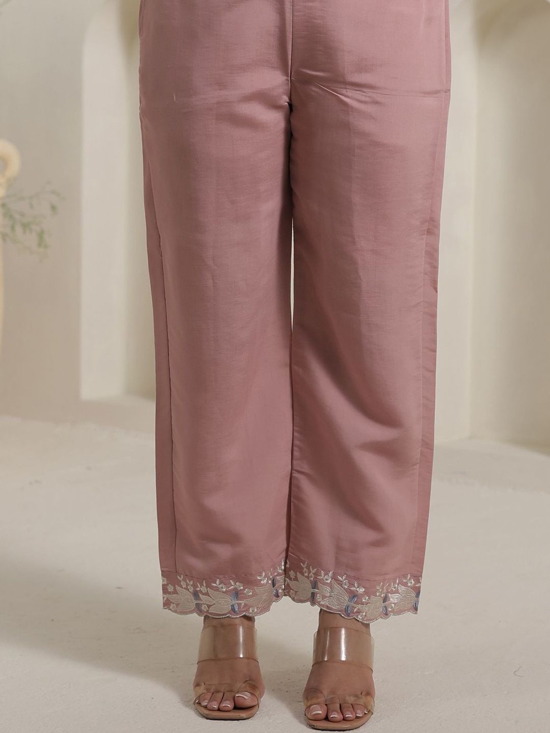 Floral Yoke Design V-Neck Thread Work Straight Kurta & Trousers