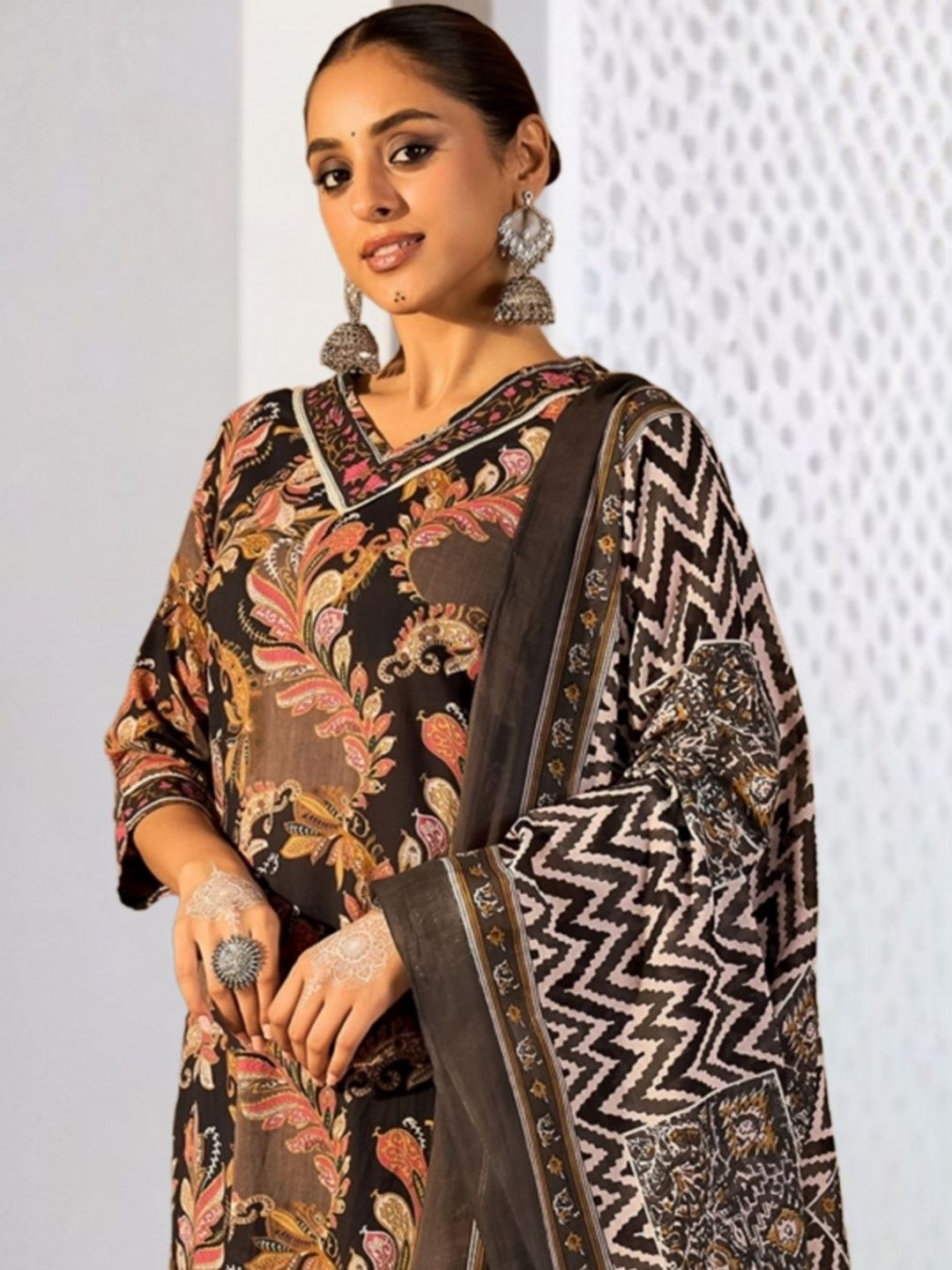 Dhiyona IE Women Ethnic Motifs Printed Regular Pure Cotton Kurta with Trousers & With Dupatta