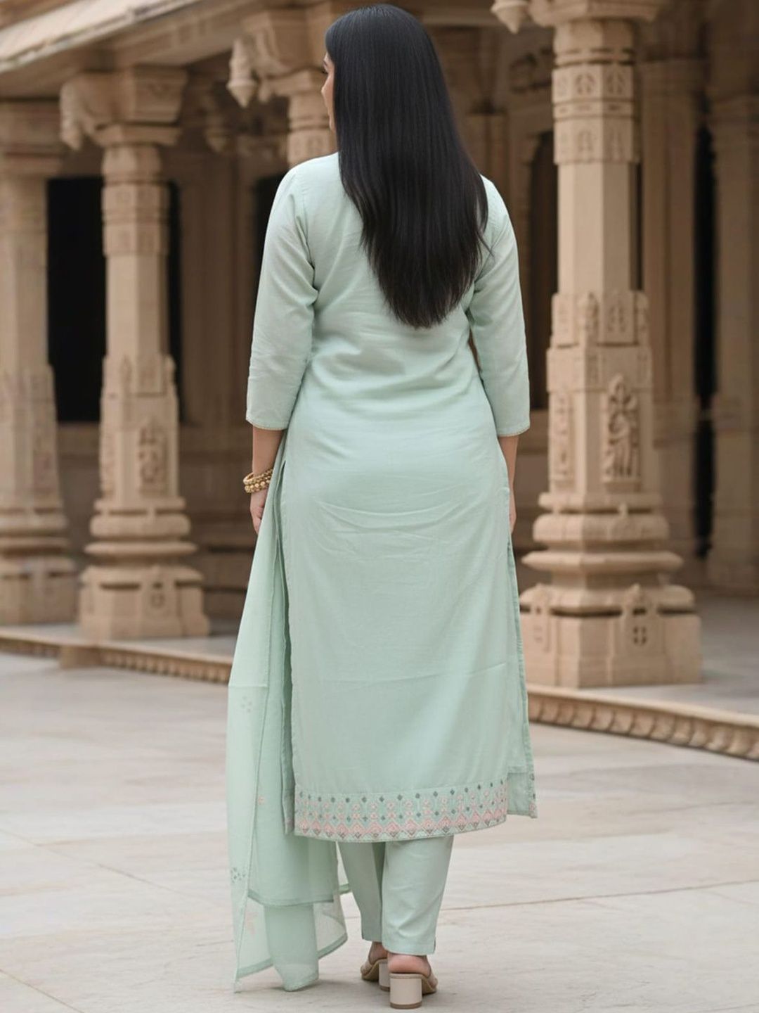 Floral Embroidered Thread Work Pure Cotton Straight Kurta & Trousers With Dupatta