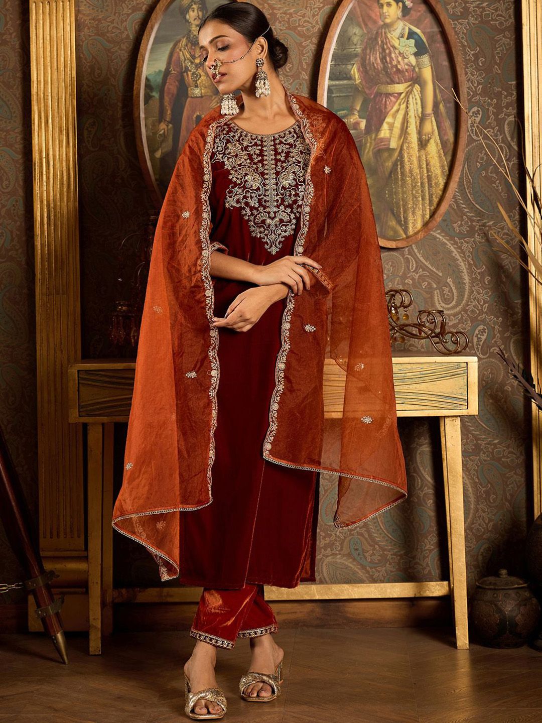 Dhiyona IE Ethnic Motifs Embroidered Thread Work Velvet Kurta with Trouser & Dupatta