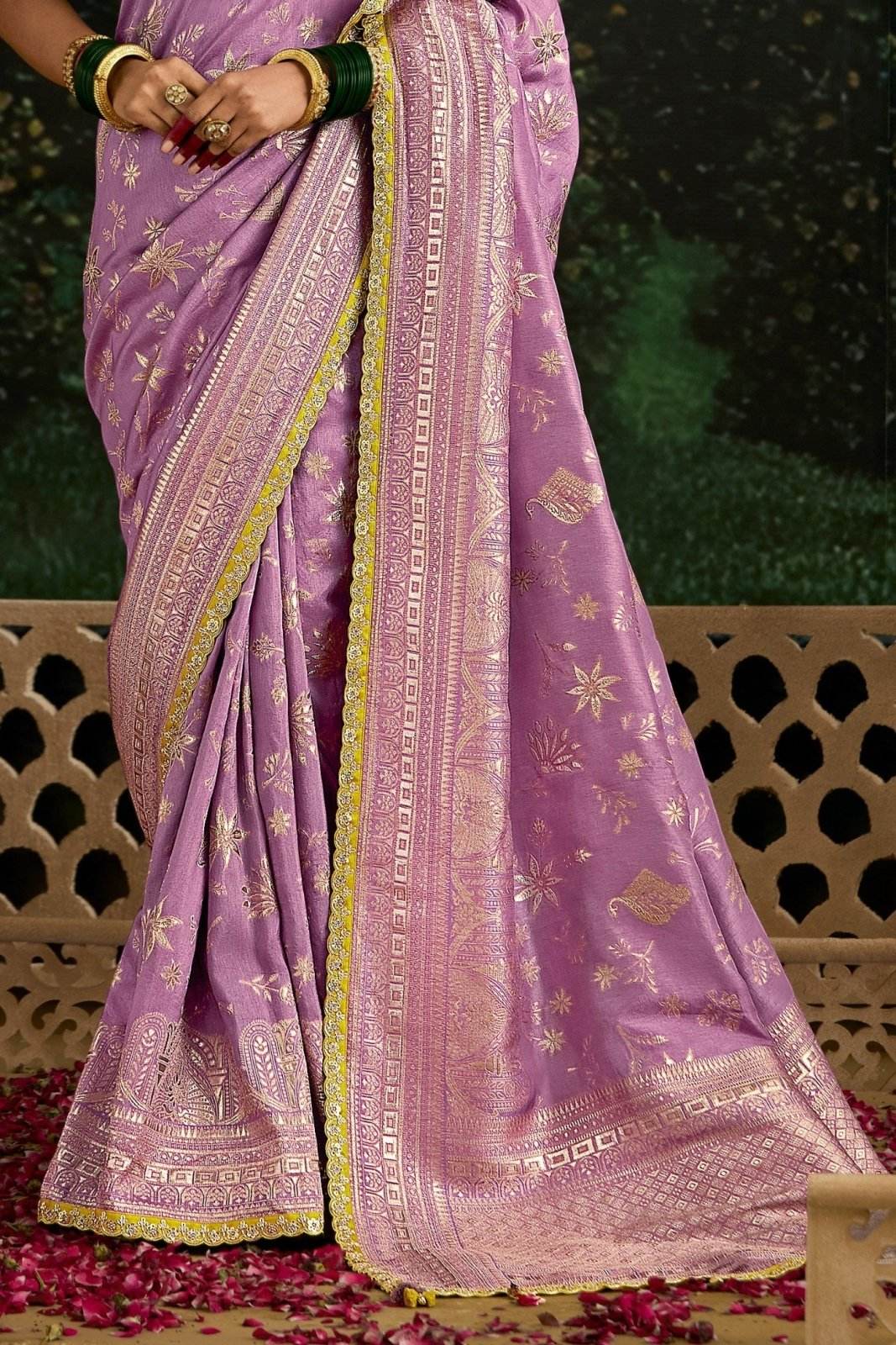 Dhiyona KM Women Lavender Banarasi Dola Silk Saree