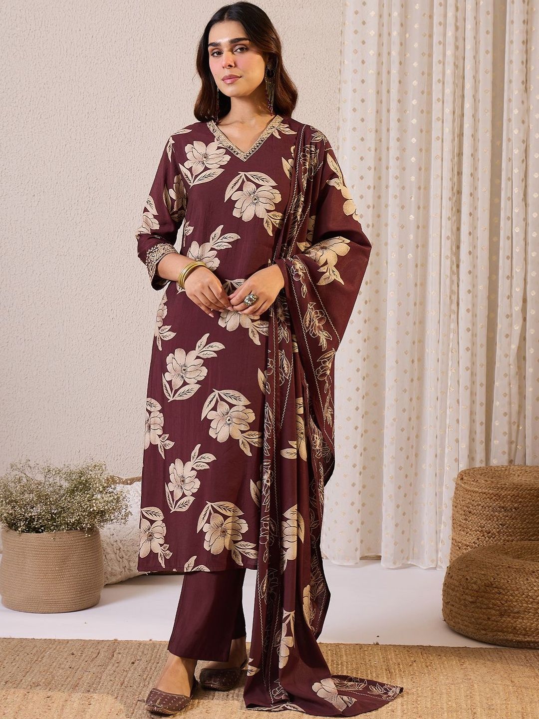 Dhiyona IE Women Floral Printed Kurta with Trousers & Dupatta
