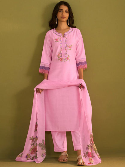 Women Floral Embroidered Regular Thread Work Kurta with Trousers & With Dupatta